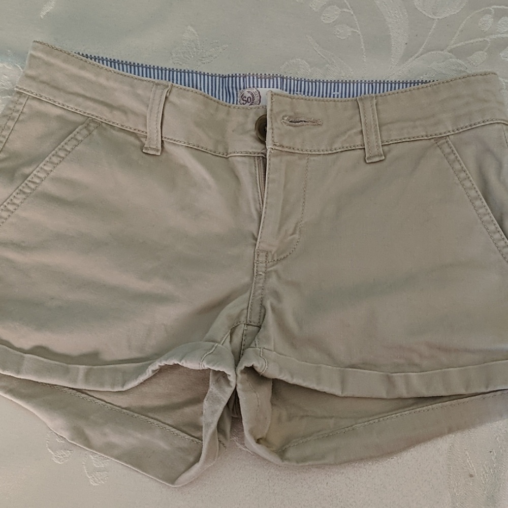 SO Khaki Shorts